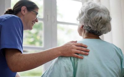 Koszty opiekunki i DPS – dlaczego system opieki nad seniorami wymaga zmian?